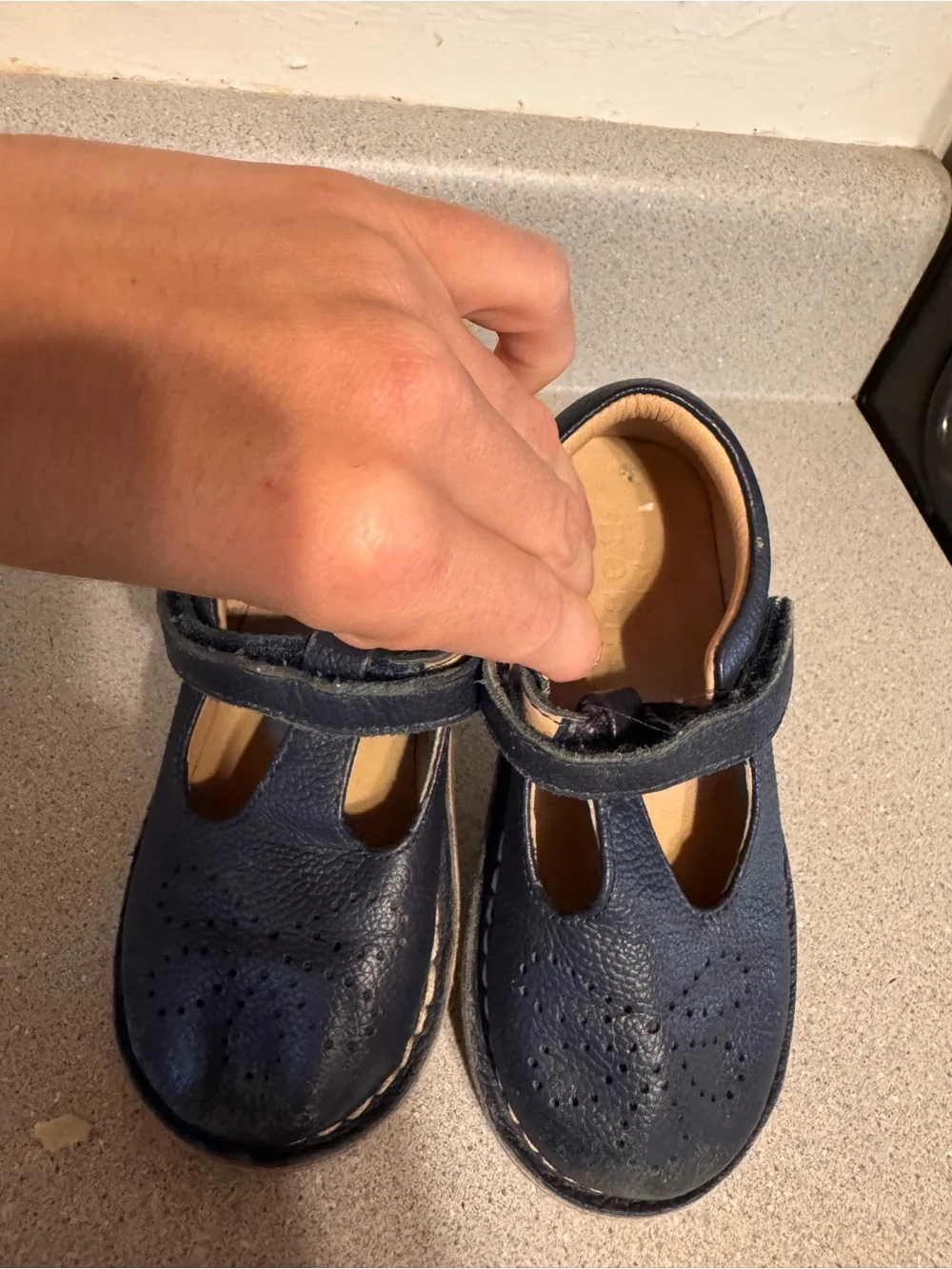 Mini Boden Leather T-bar Flats Mary Jane Shoes with Velcro size 8 toddler